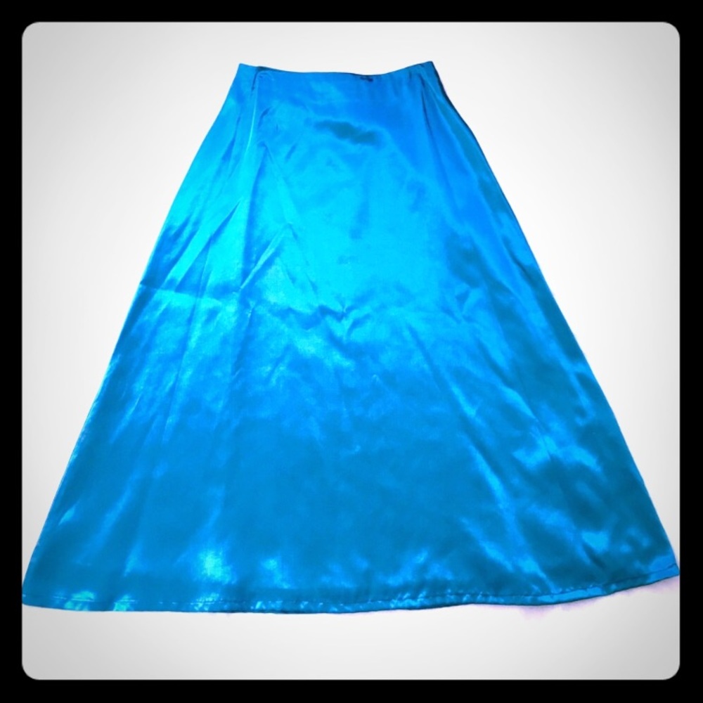 Vintage Electric Blue High-Waisted Maxi skirt